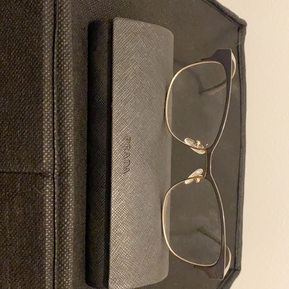 Prada optical eyewear with Prada case - Picture 3 of 3